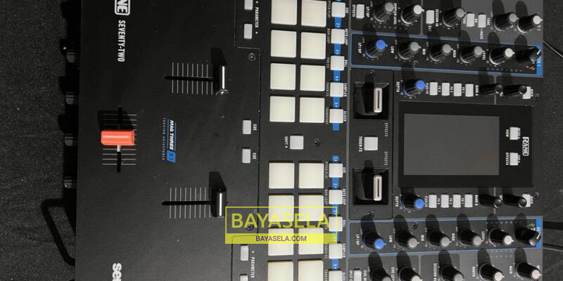 RANE SEVENTY DJ Mixer DJ Controller