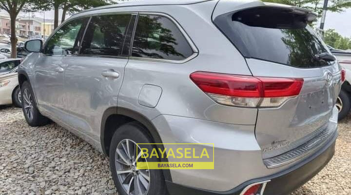 Foreign used Toyota Highlander 2017