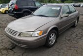 CLEAN TOYOTA CAMRY FOR SALE CONTACT ON 08068934551