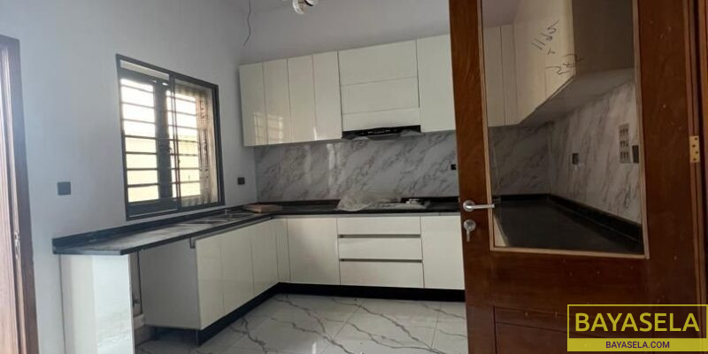 5 bedroom duplex for sale