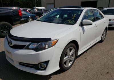 2012-TOYOTA-CAMRY-BASE-1g2