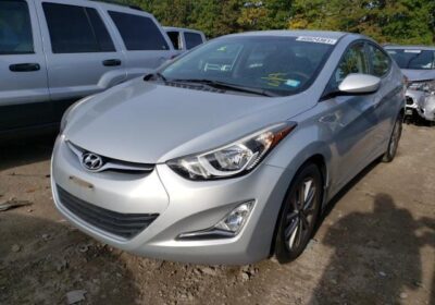 2014-HYUNDAI-ELANTRA-SE-2g2